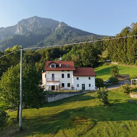 Fastuc Bed & Breakfast Ponte nellʼAlpi